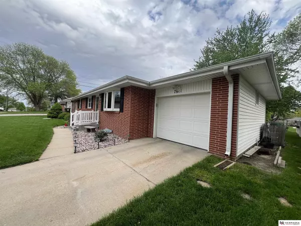Lincoln, NE 68505,7611 Colby Street