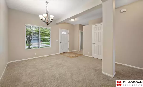 Omaha, NE 68116,6085 N 146th Street