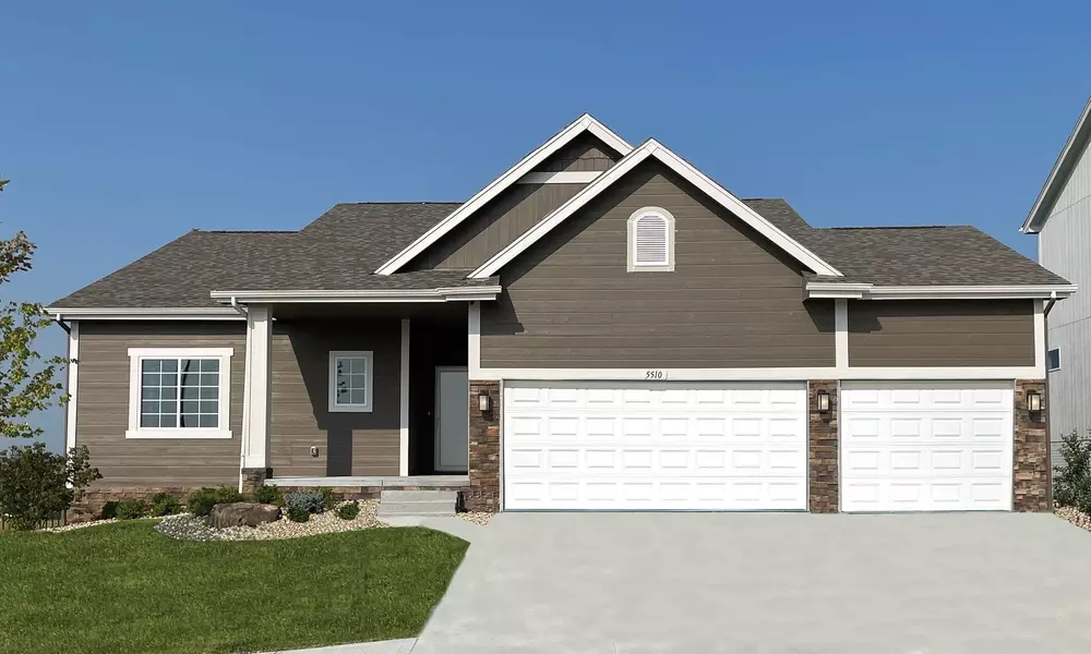 11955 S 107Th Avenue, Papillion, NE 68046