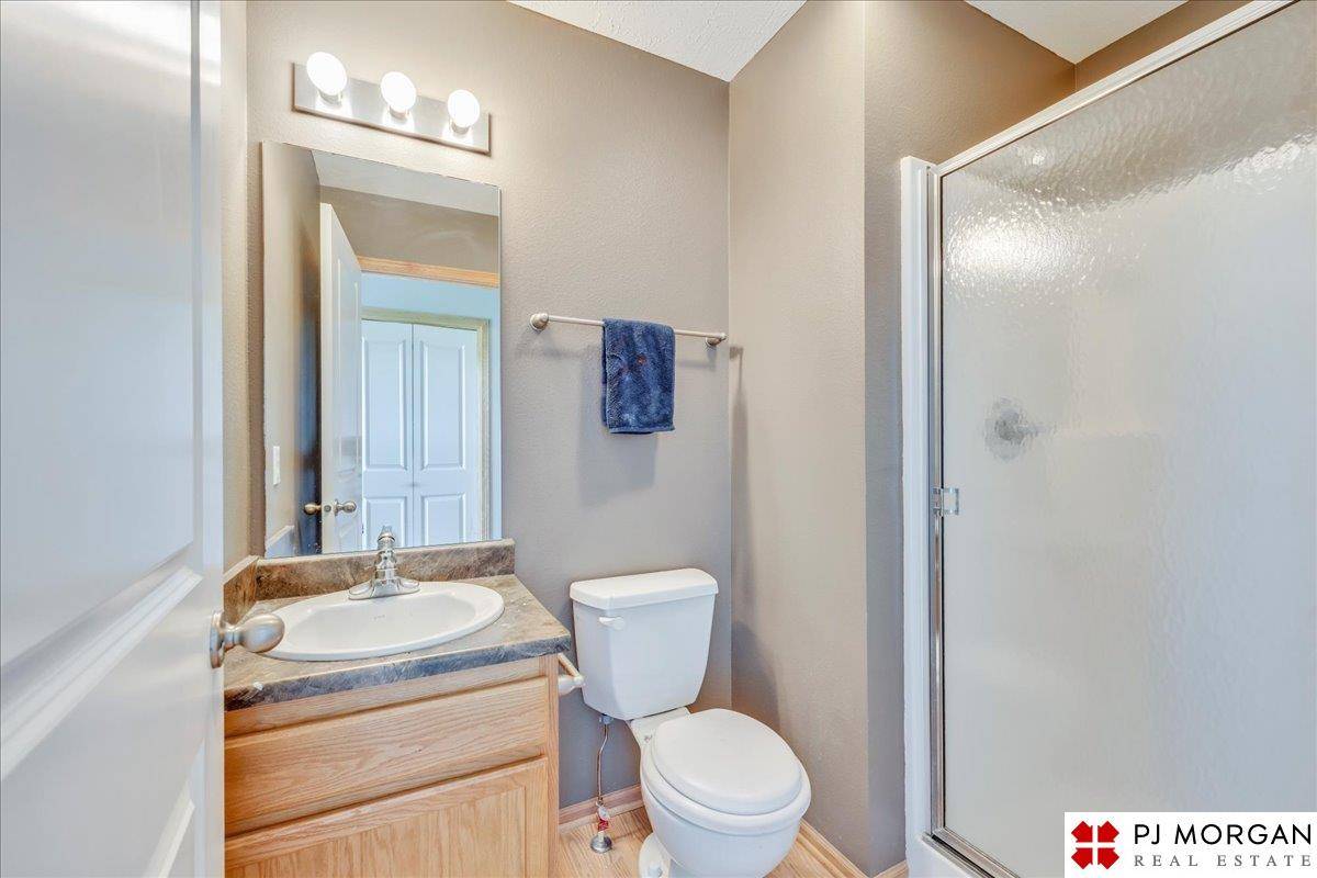 Omaha, NE 68116,5931 N 166 Court