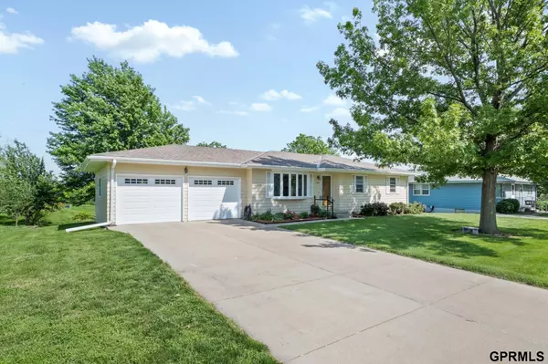 Omaha, NE 68117,5081 S 52nd Street