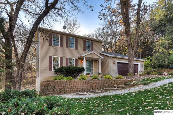 Louisville, NE 68037,15106 Oak Ridge Drive