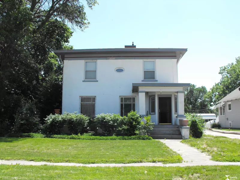 1231 G Street, Geneva, NE 68361