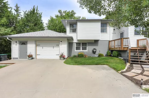 Omaha, NE 68164,4228 N 130th Avenue