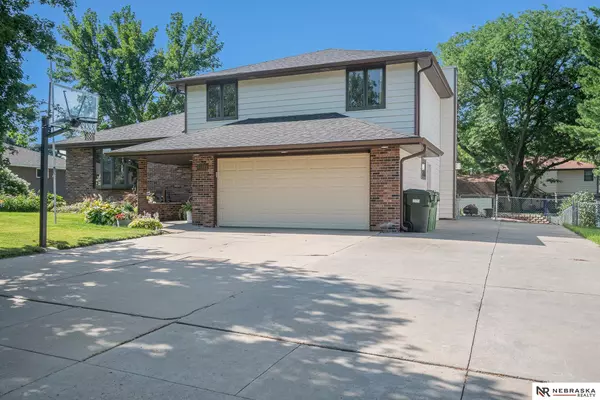 14341 Danvers Street, Waverly, NE 68462