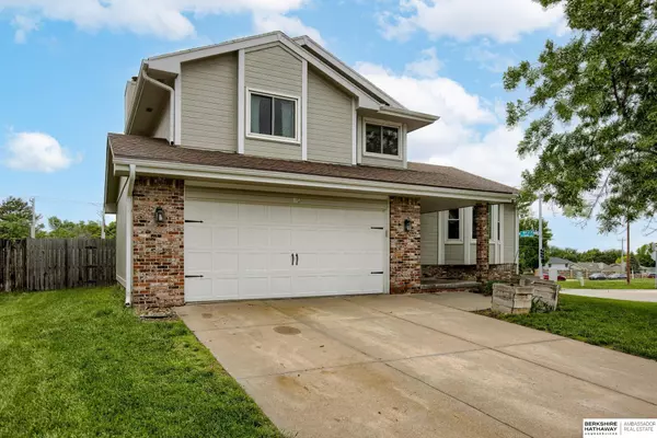 Omaha, NE 68154,810 N 155th Avenue