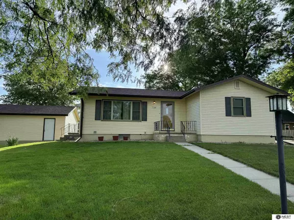 720 S 2nd Street, Ceresco, NE 68017