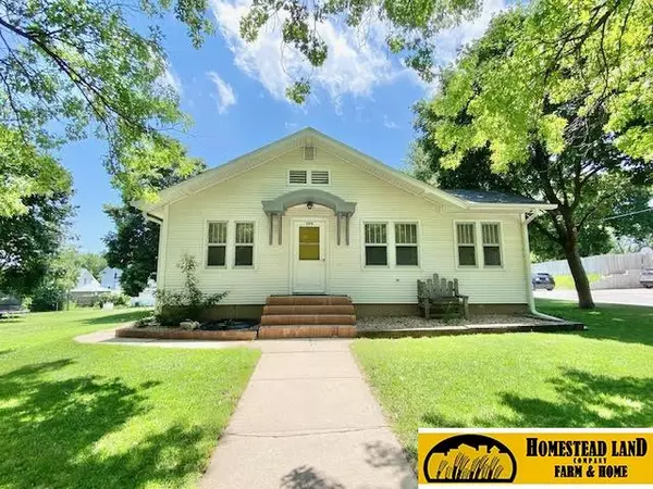 1300 6th Street, Fairbury, NE 68352