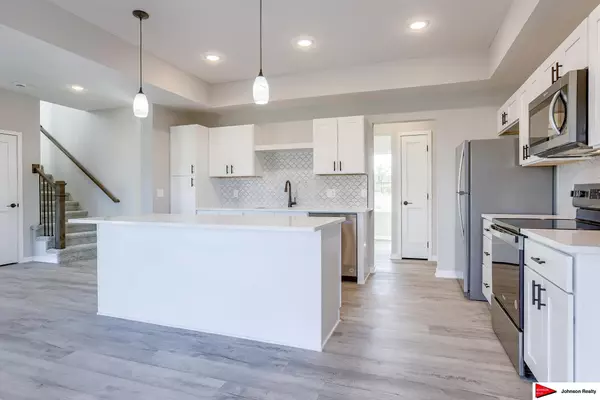Valley, NE 68064,1111 S Lakewood Street