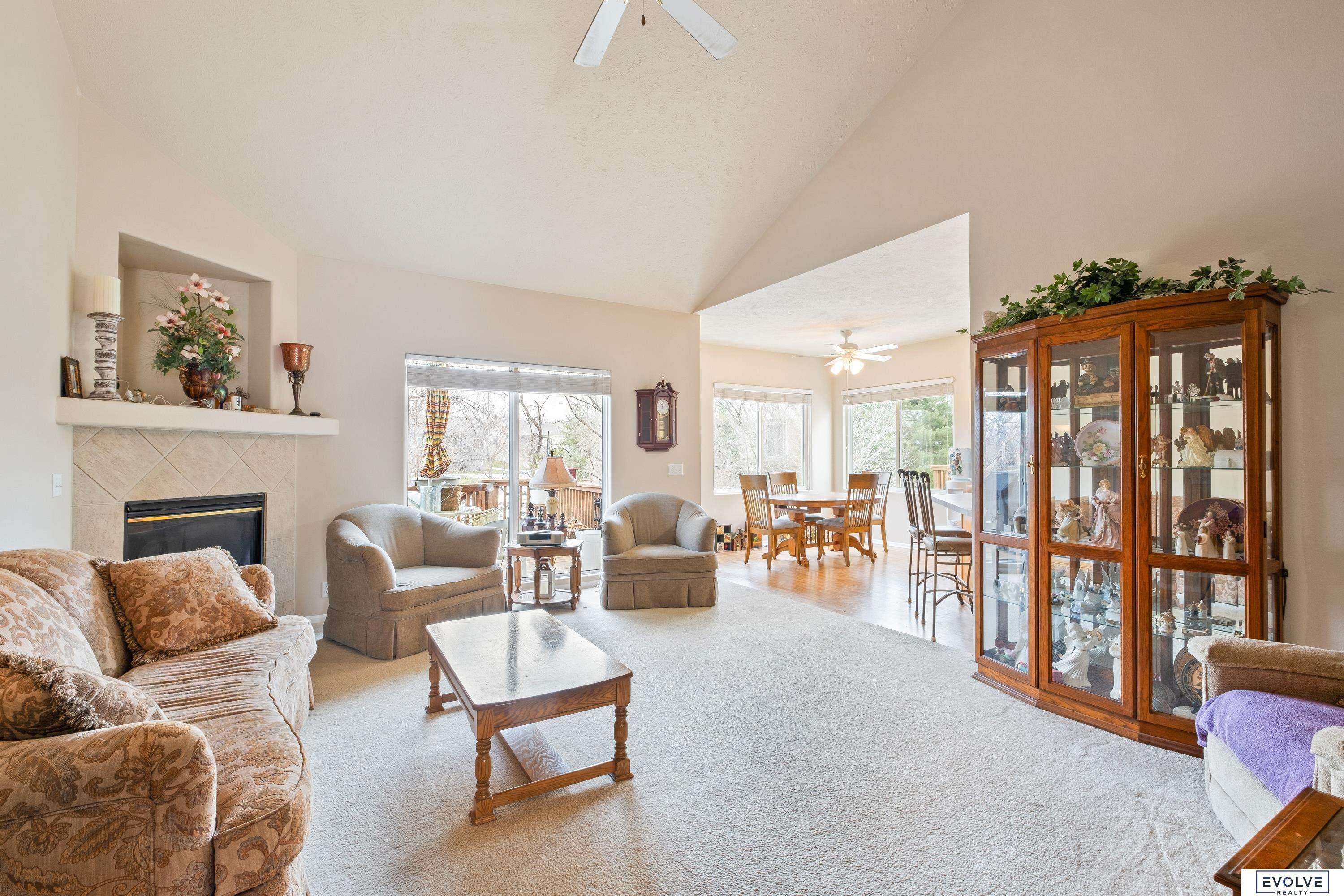 Omaha, NE 68135,4839 S 190th Circle