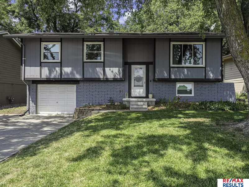 6312 S 142 Street, Omaha, NE 68137