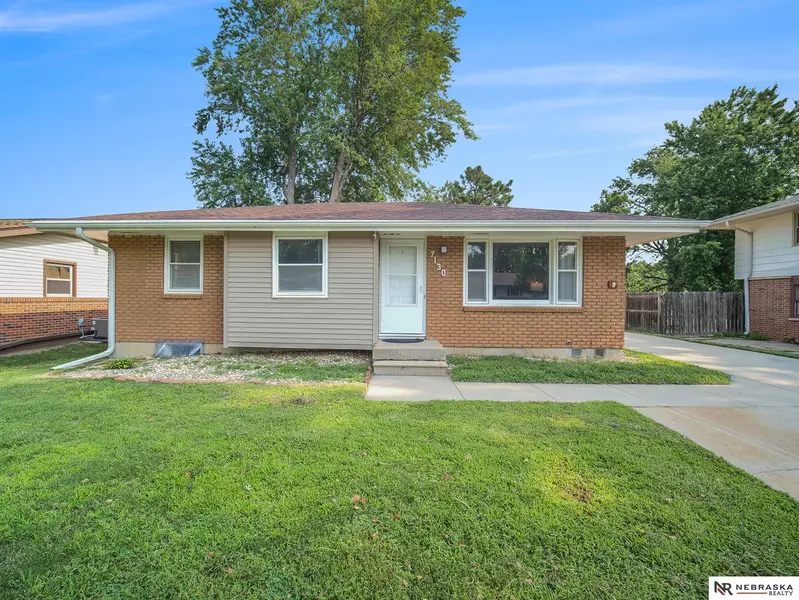 7130 Garland Street, Lincoln, NE 68505