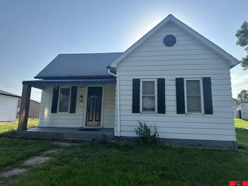 116 S 4th Street, Howells, NE 68641