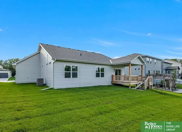 Bennington, NE 68007,8707 N 177th Street
