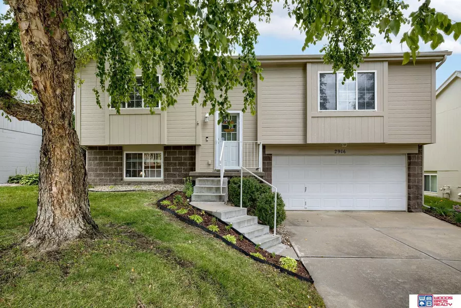 2906 N 145th Street, Omaha, NE 68116