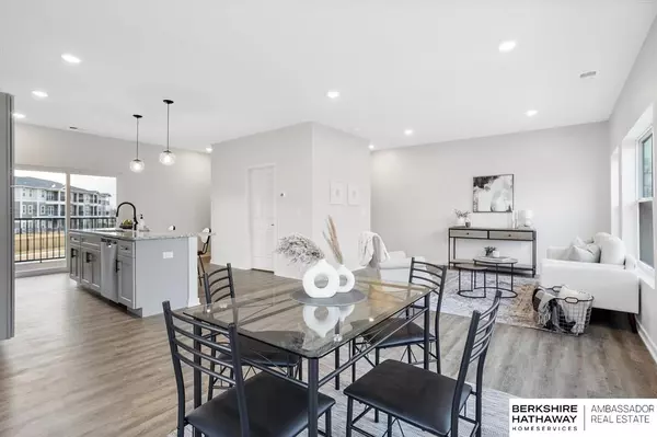 Elkhorn, NE 68022,20854 S Plaza