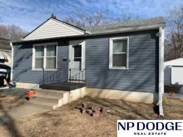 2015 N 65 Avenue, Omaha, NE 68104