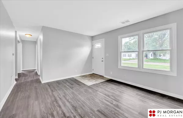 Carter Lake, IA 51510,1207 Hiatt Street