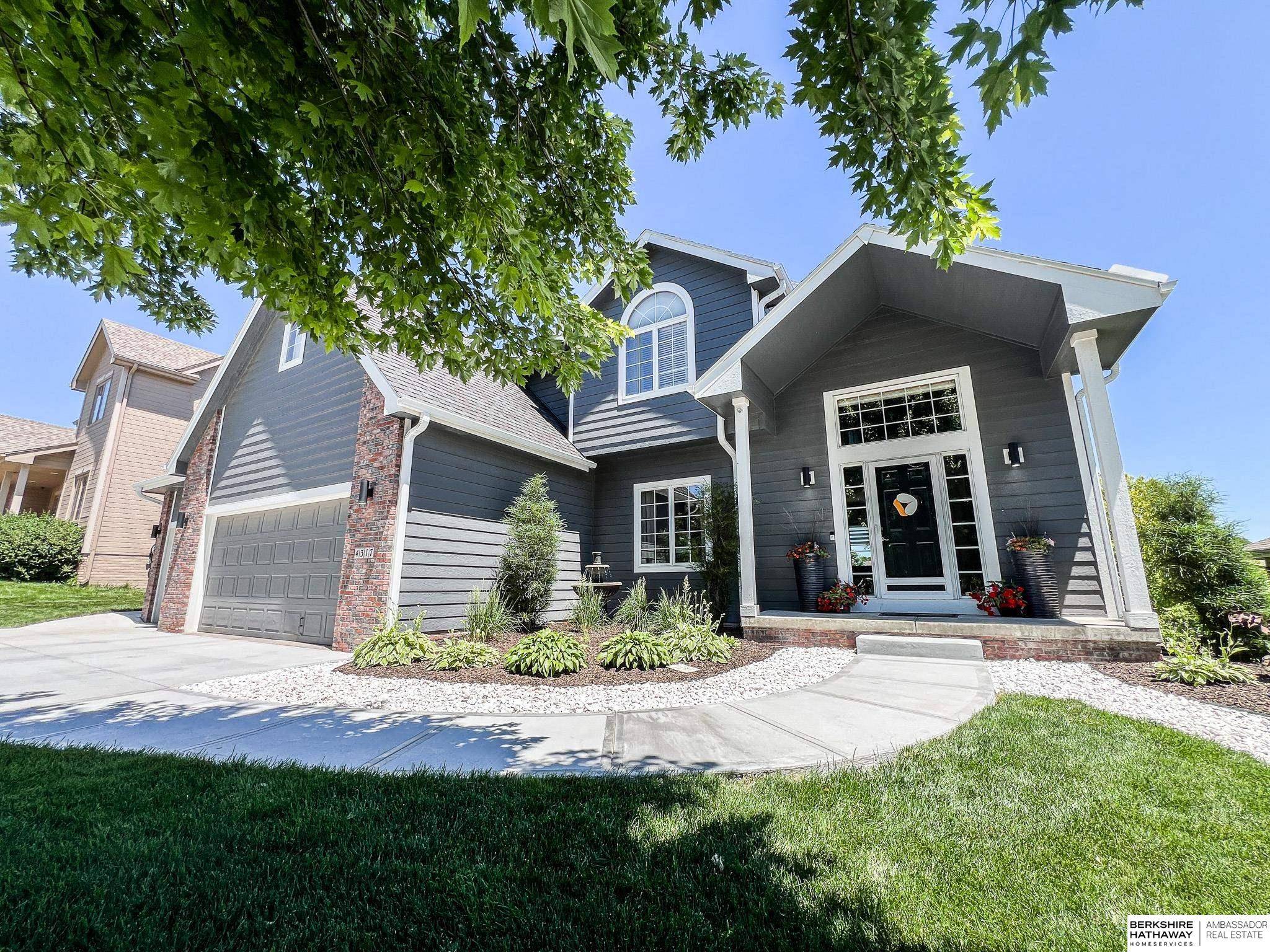 Omaha, NE 68116,4317 N 161 Street