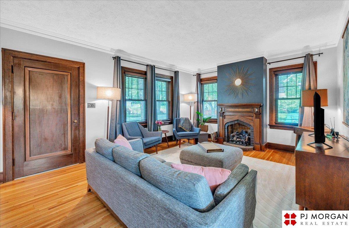 Omaha, NE 68106,1101 S 52nd Street