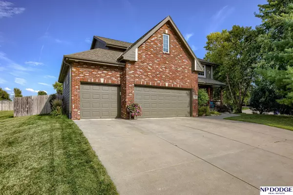 Omaha, NE 68136,8009 S 166 Street