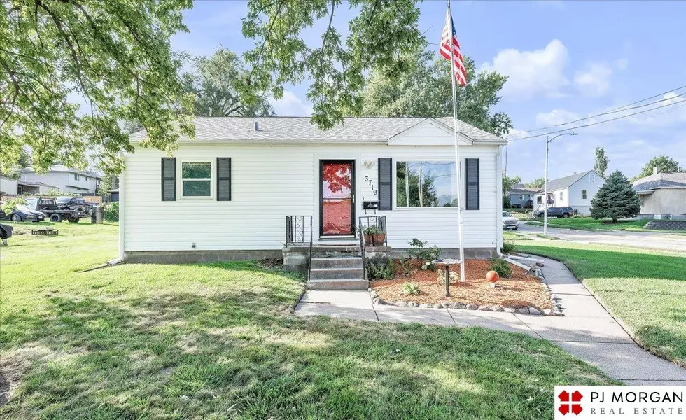 3719 Gold Street, Omaha, NE 68105