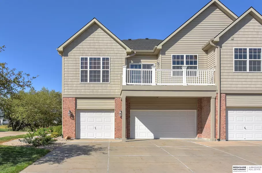 14008 Tregaron Ridge Avenue  #E, Bellevue, NE 68123