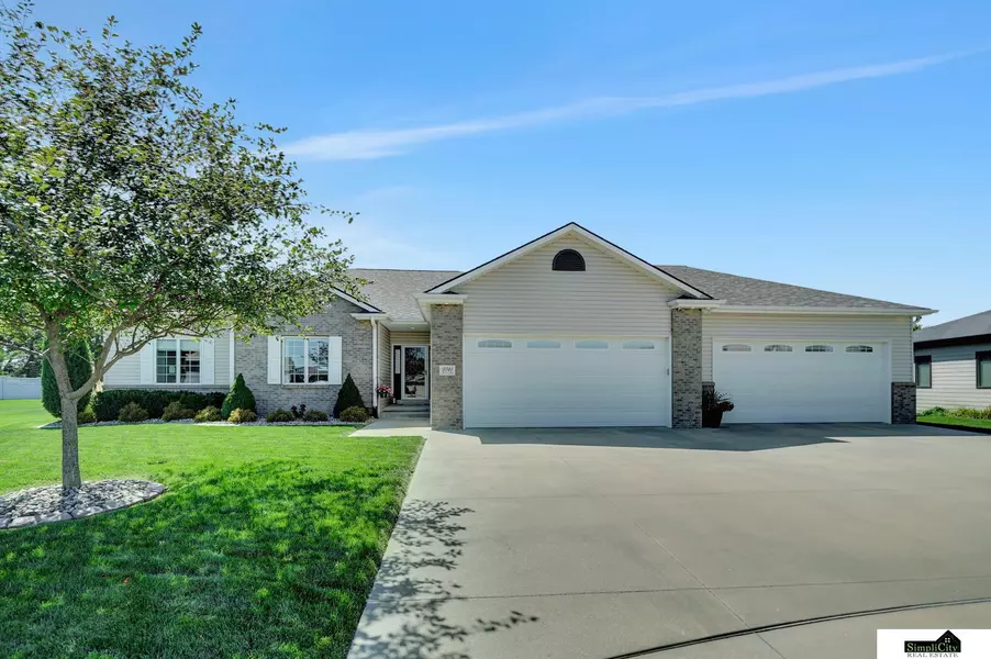 9741 N 151st Street, Waverly, NE 68462