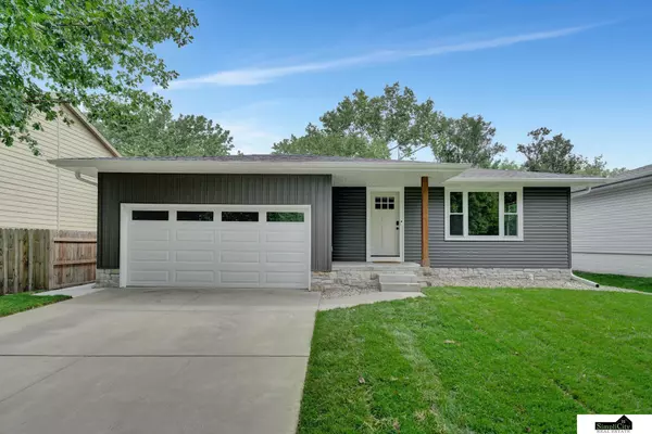 1100 SW 24TH Street, Lincoln, NE 68522