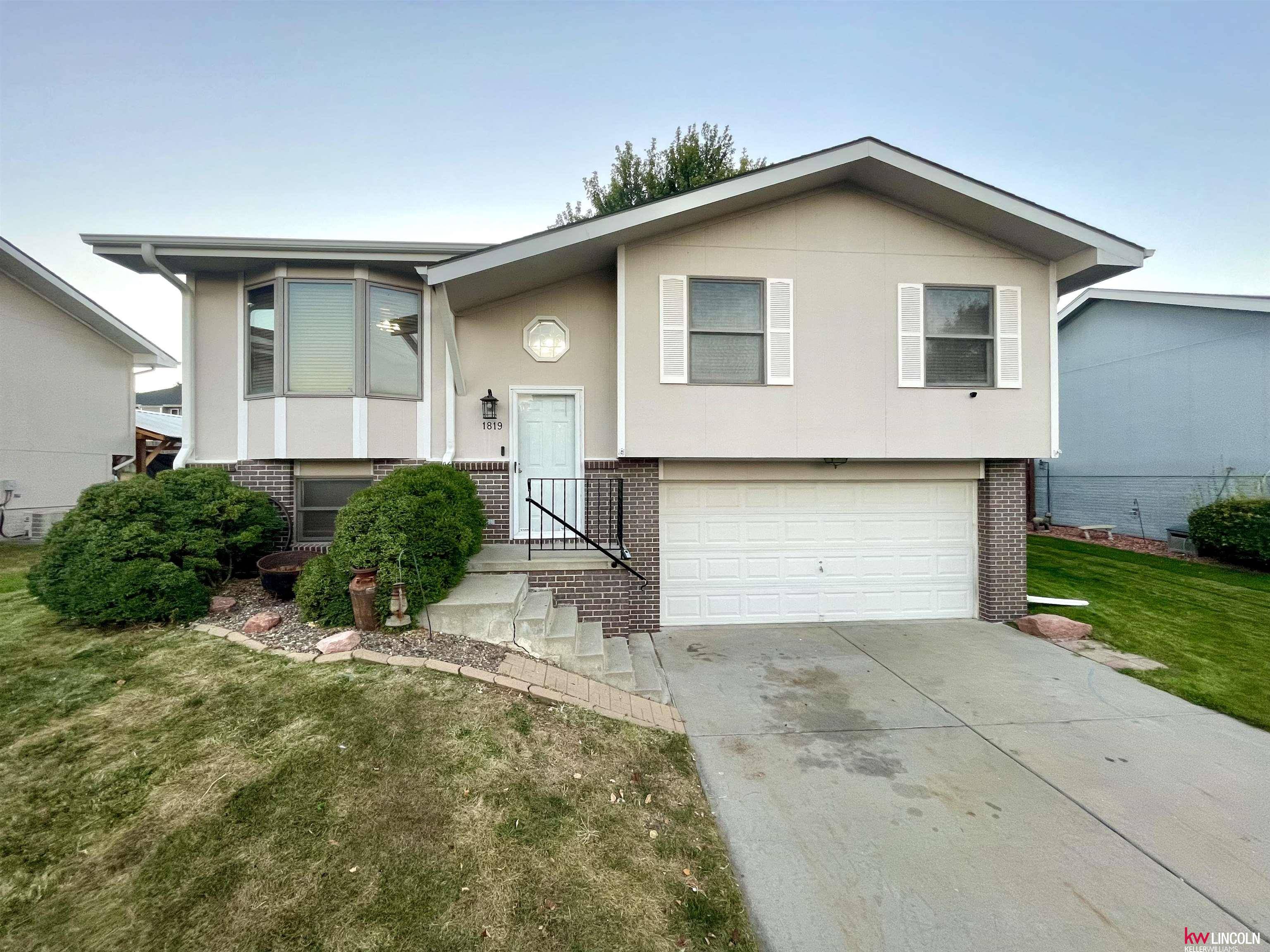 1819 SW 32nd Street, Lincoln, NE 68522