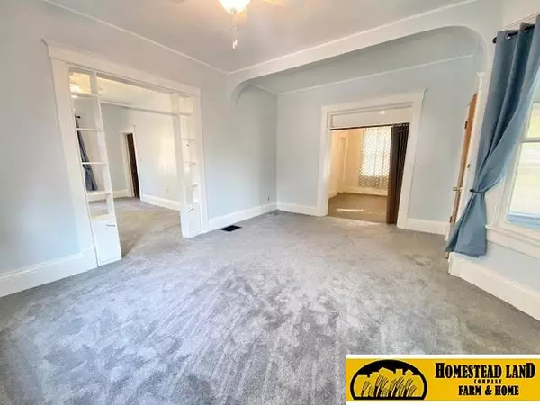 Fairbury, NE 68352,1021 6th Street
