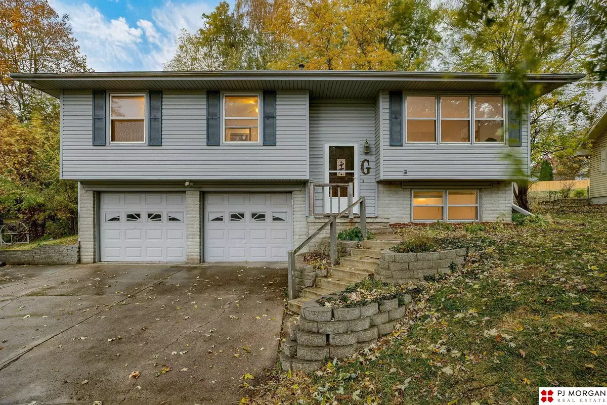 Bellevue, NE 68147,9005 Lee Circle