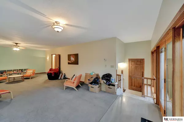 Peru, NE 68421,73459 645A Avenue