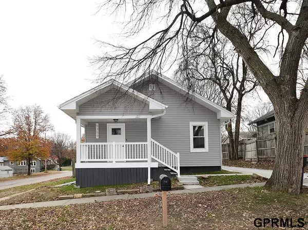 5359 Cooper Avenue, Lincoln, NE 68506