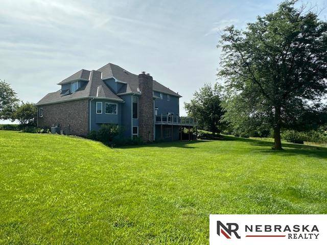 Valley, NE 68064,23110 Elk City Drive