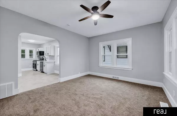 Omaha, NE 68104,2715 N 48 Avenue