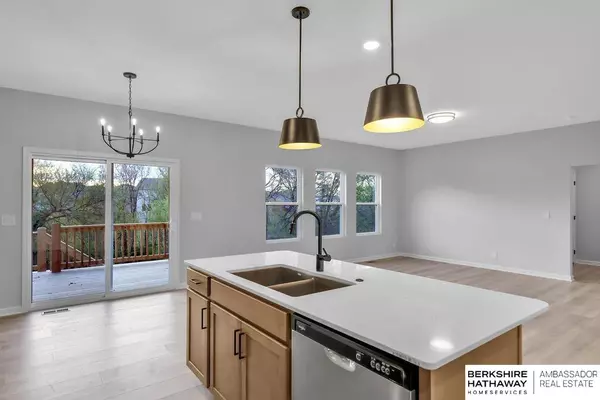 Omaha, NE 68136,18120 Sage Circle