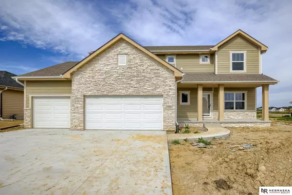 11658 S 119th Street,  Papillion,  NE 68046