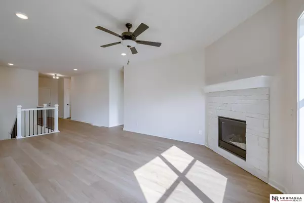 Bellevue, NE 68123,13206 S 42nd Avenue