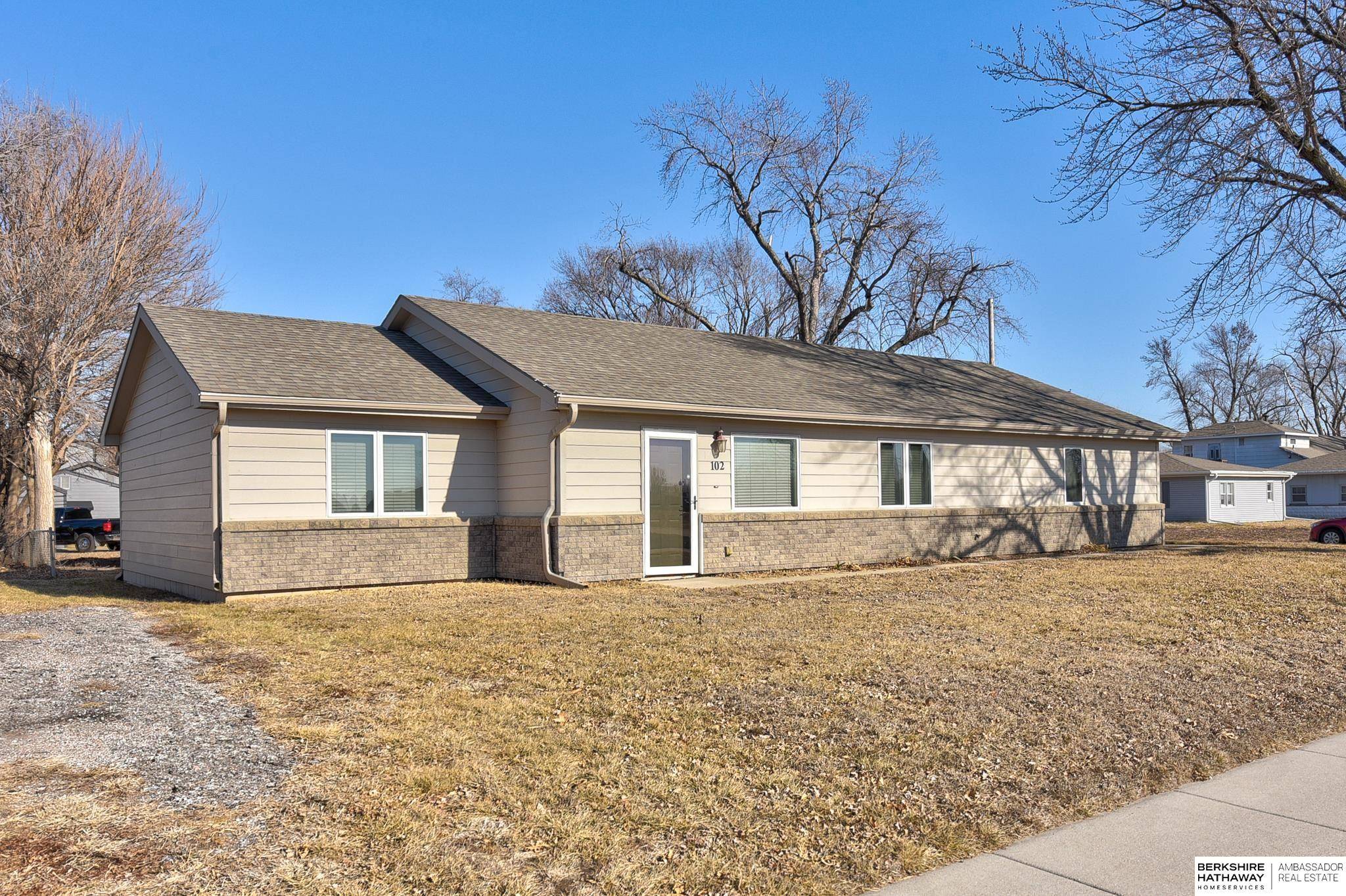 Valley, NE 68064,102 W Meigs Street
