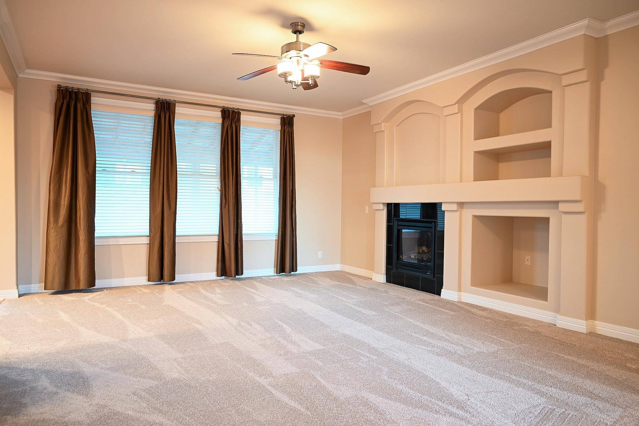 Papillion, NE 68133,4601 Victoria Avenue