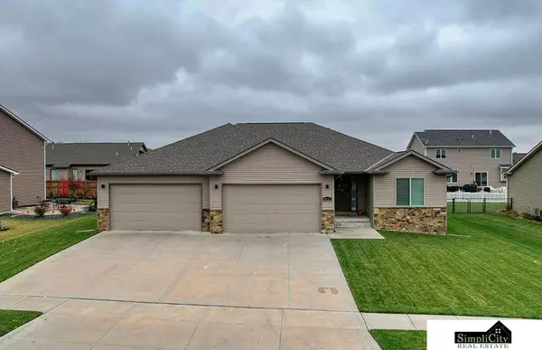 9831 N 152 Street,  Waverly,  NE 68462