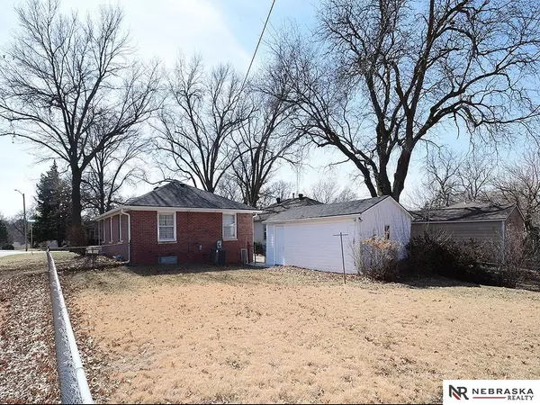 Lincoln, NE 68510,4240 F Street