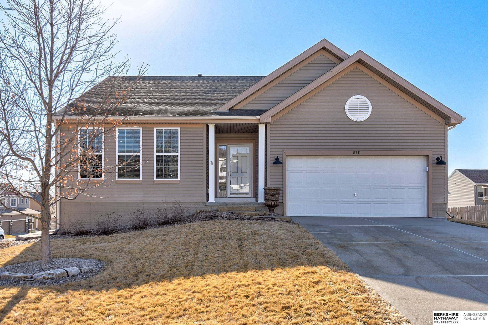 Omaha, NE 68136,8711 S 163 Street