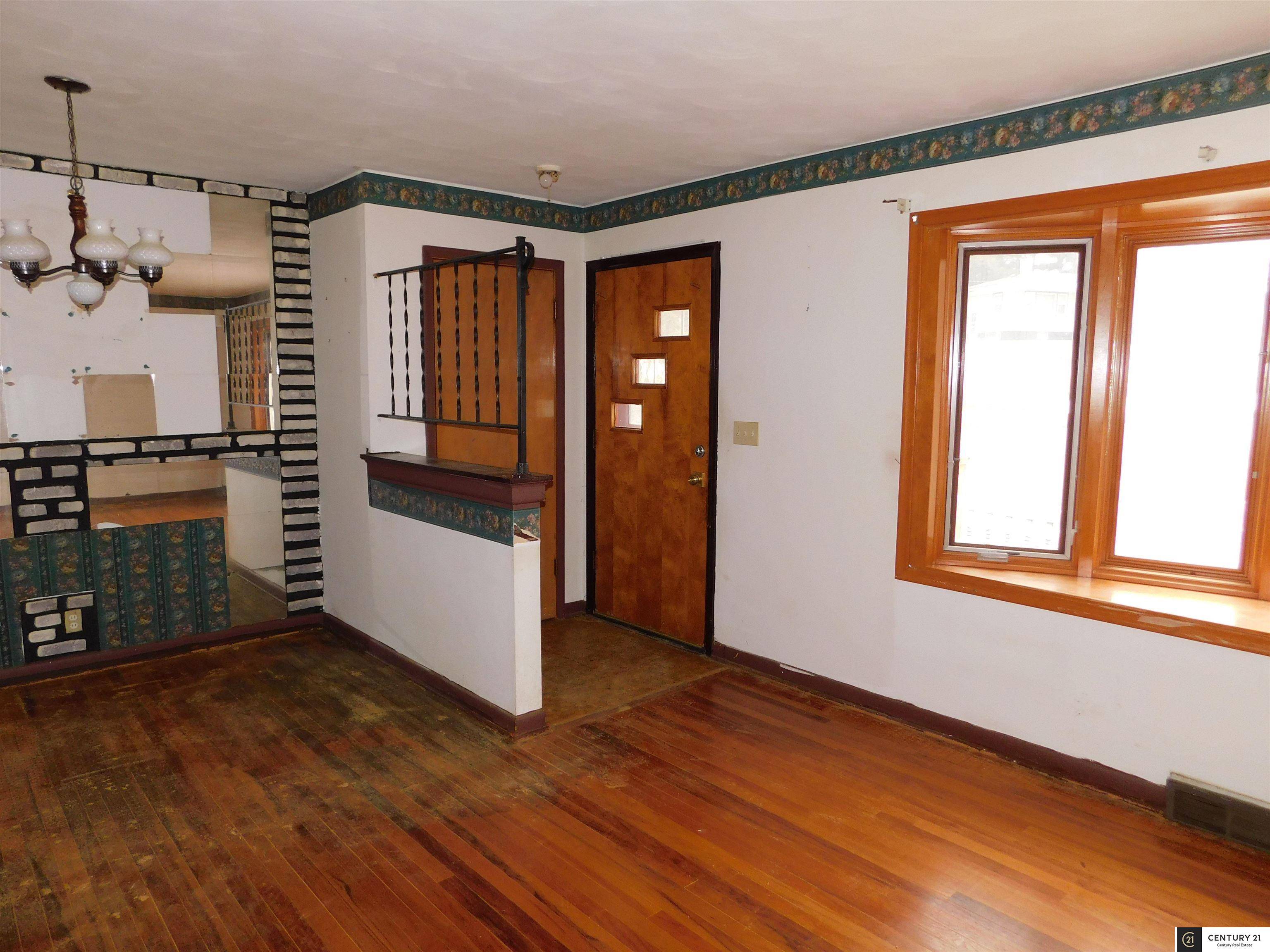 Bellevue, NE 68005,206 Lorraine Drive