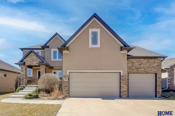 9327 S 31st Street, Lincoln, NE 68516