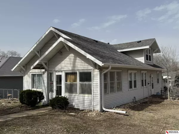 925 9th Street, Fairbury, NE 68352