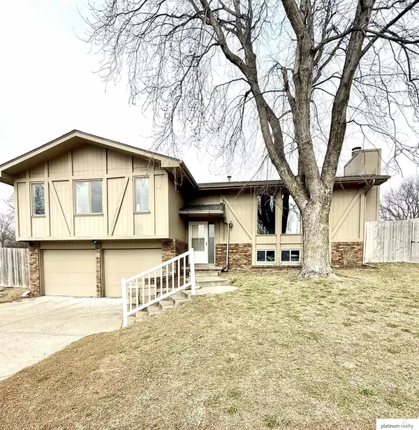 2222 N 113 Street,  Omaha,  NE 68154