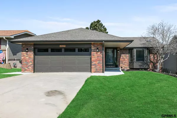 2024 Independence Drive, Lincoln, NE 68521