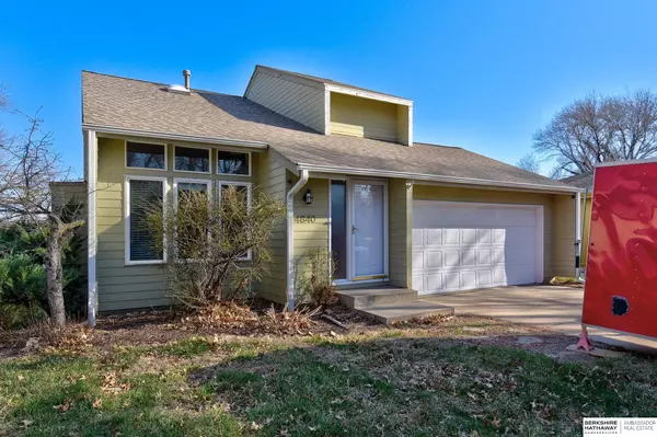 4840 Duxhall Drive, Lincoln, NE 68516